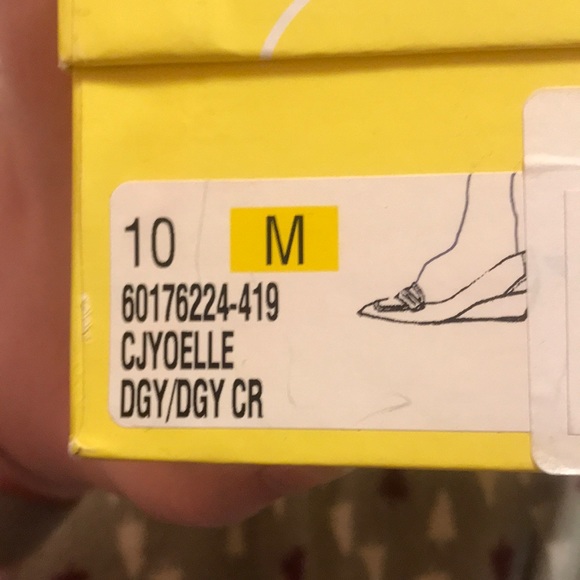 NIB Circa Joan and David size 10M yoelle. - Picture 2 of 5